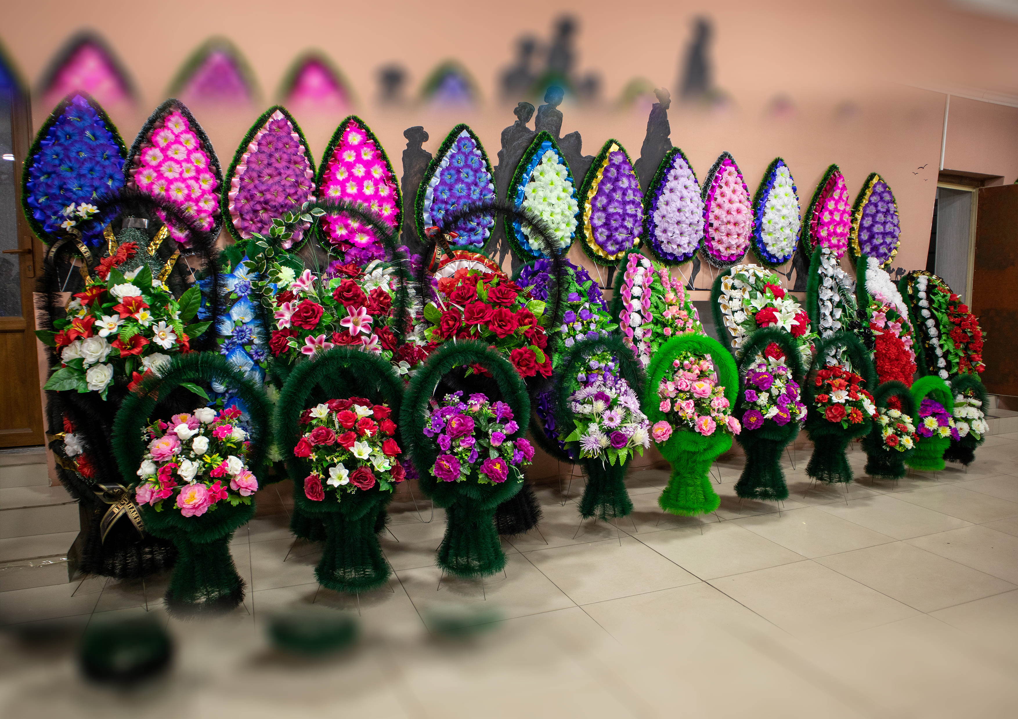 Памятники
